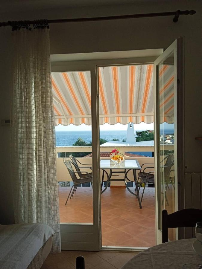 Apartmani Vesna Lun  Zewnętrze zdjęcie