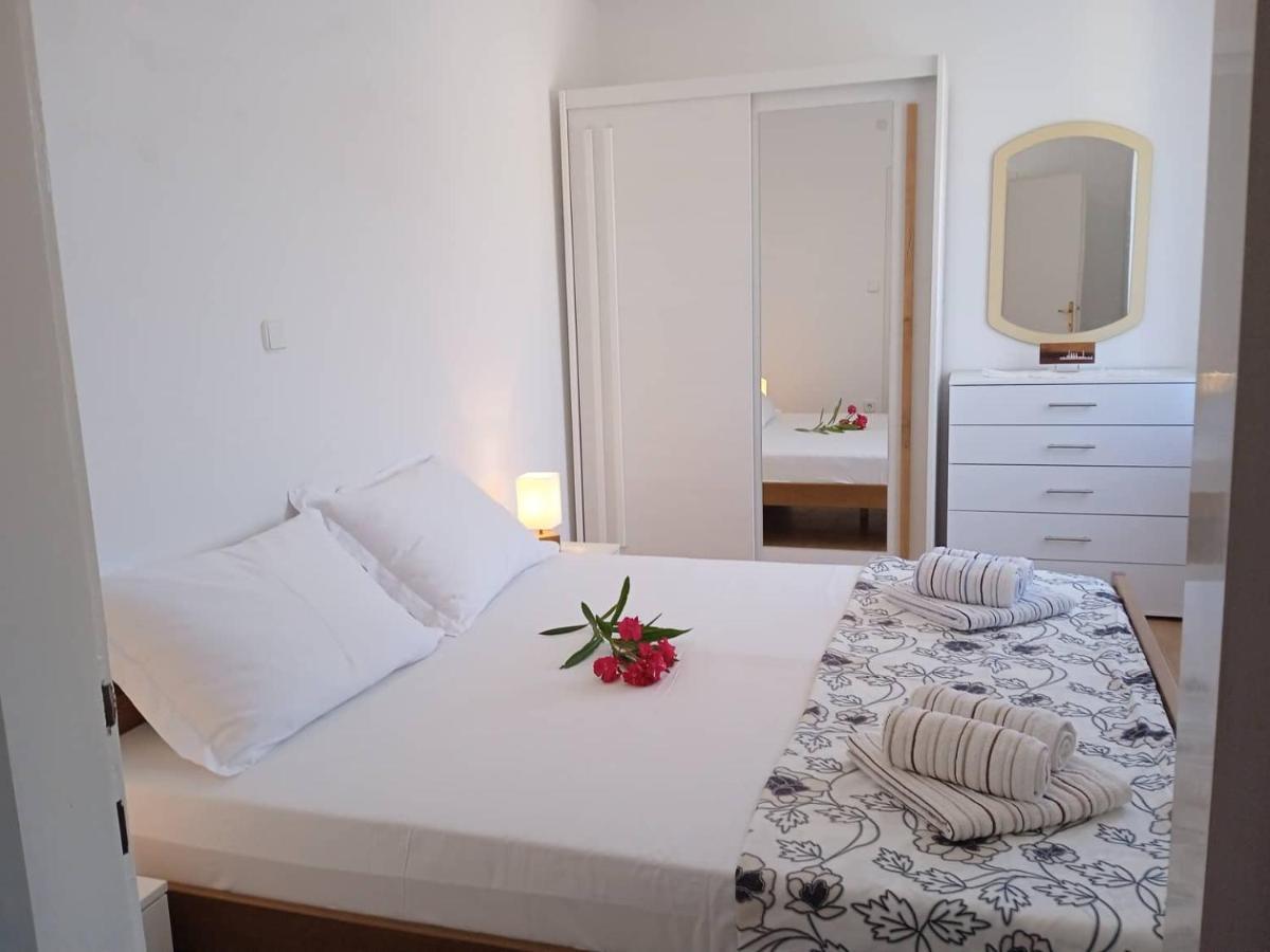 Apartmani Vesna Lun  Zewnętrze zdjęcie