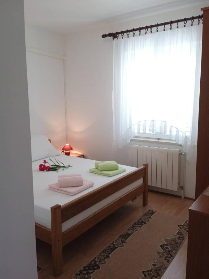 Apartmani Vesna Lun  Zewnętrze zdjęcie