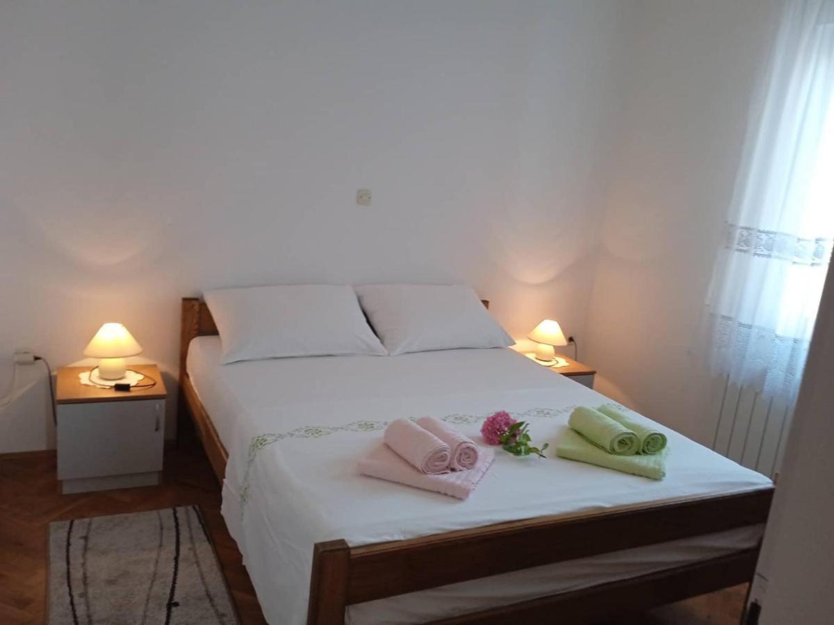 Apartmani Vesna Lun  Zewnętrze zdjęcie