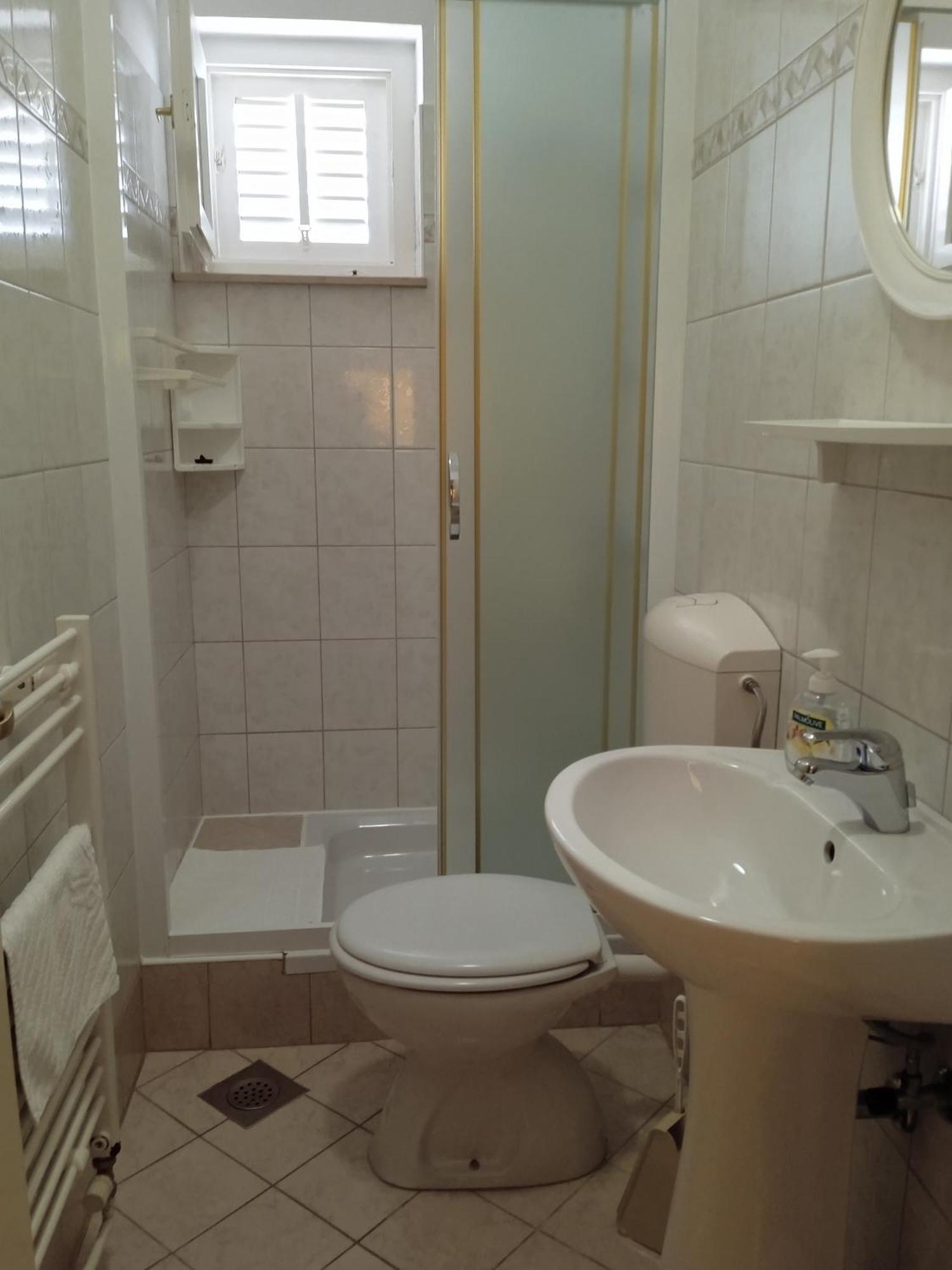 Apartmani Vesna Lun  Zewnętrze zdjęcie