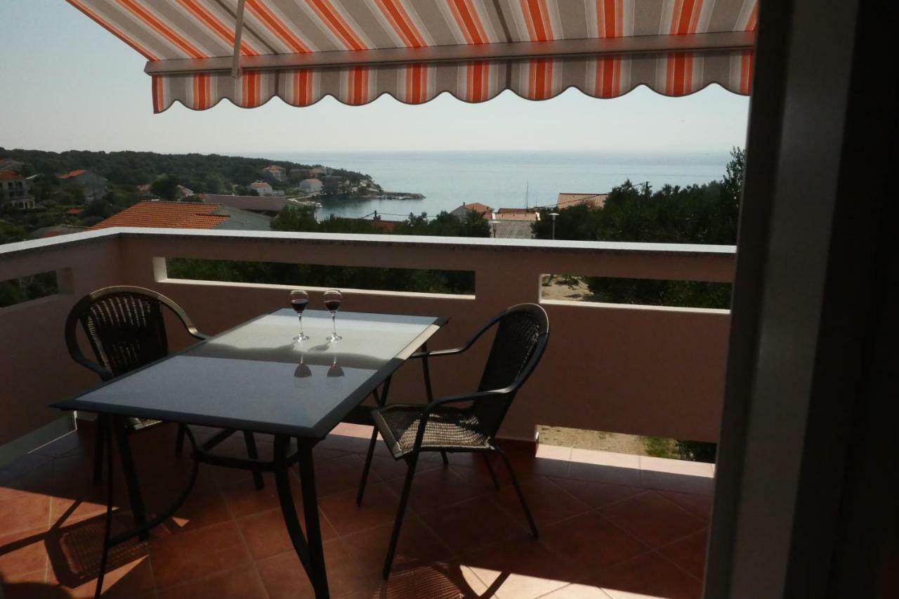 Apartmani Vesna Lun  Zewnętrze zdjęcie